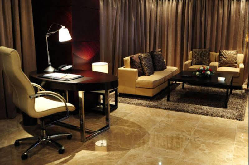 Hotel De Convencoes De Talatona Hcta Luanda Esterno foto